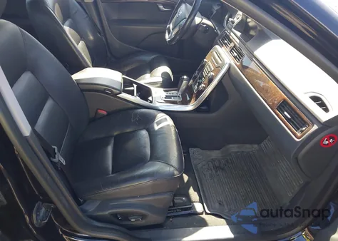 2012 Volvo S80 3.2/3.2 Platinum/3.2 Premier Plus z USA, uszkodzony, nr VIN YV1940AS5C1154479